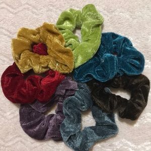 3/$15 Scrunchie Bundle 7pc